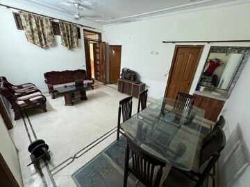 Master Bedroom in 2 BHK Builder Floor at RWA Residential Society Sector 46, Sector 46 – for Rent