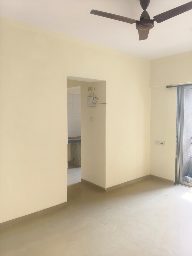Room, vihang-hills 1 Bedroom 420 Sq.Ft. Apartment In Ghodbunder Road Thane 7976887