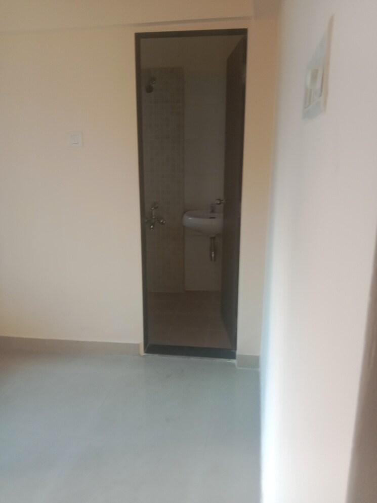 Room, manpada 1 Bedroom 365 Sq.Ft. Apartment In Manpada Thane 7977123