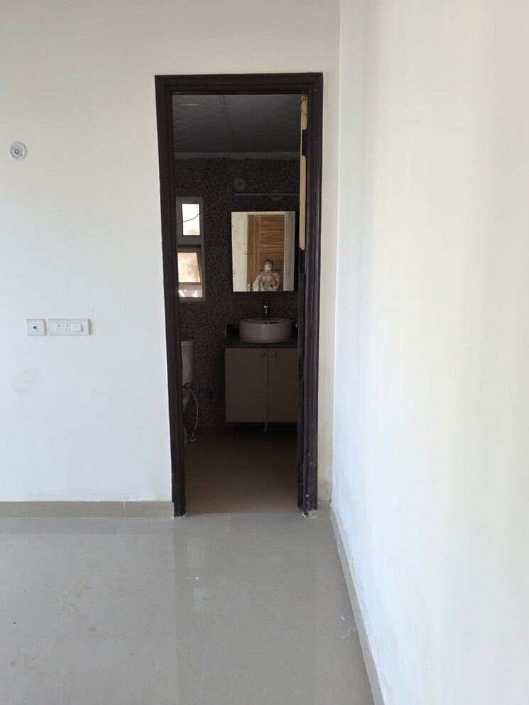 Room, gaur-saundaryam 3 Bedroom 1700 Sq.Ft. Apartment In Tech Zone 4 Greater Noida Greater Noida 7977023