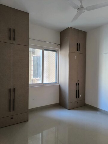 Room in 3 BHK Apartment at Gaur Saundaryam, Tech Zone 4 Greater Noida – for Sale