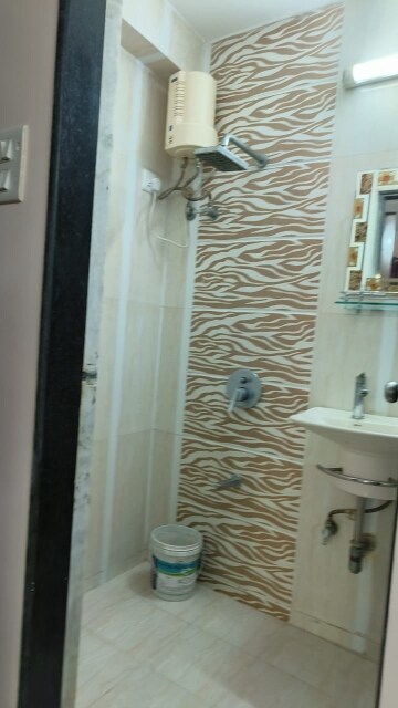 Bathroom in 2 BHK Apartment at Fairmont Palazo, Santacruz East – for Rent