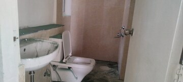 Bathroom in 2 BHK Apartment at Jaypee Greens Kosmos, Sector 134 – for Rent