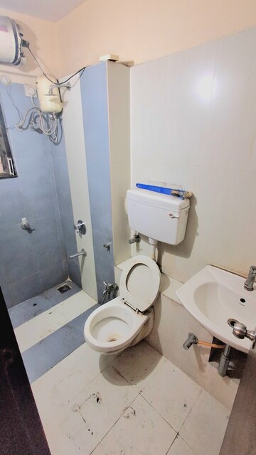 Attached Bathroom in 2.5 BHK Apartment at Runwal Garden City, Balkum Pada – for Rent