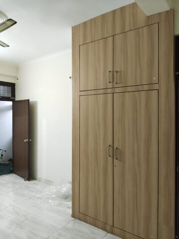 Room in 2 BHK Independent House at Gomti Nagar – for Rent