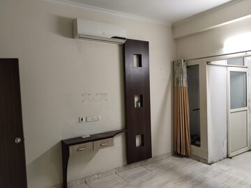 Building Lobby in 2 BHK Independent House at Gomti Nagar – for Rent