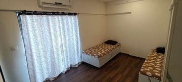 Bedroom in 3 BHK Apartment at Hubtown Hill Crest, Andheri East – for Rent