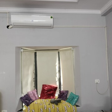 Furnished Amenities in 4 BHK Independent House at Phi Iii Greater Noida – for Sale