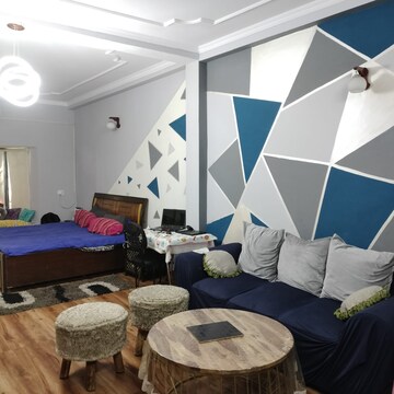 Living Room in 4 BHK Independent House at Phi Iii Greater Noida – for Sale