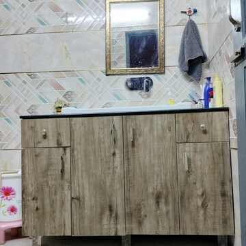 Bathroom in 4 BHK Independent House at Phi Iii Greater Noida – for Sale