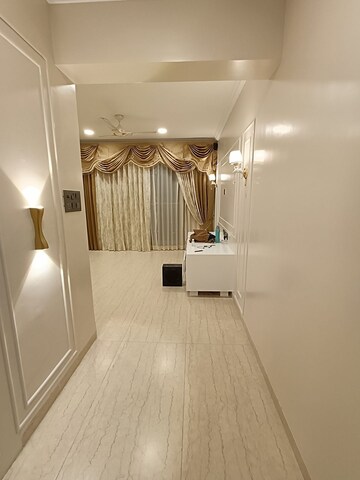 Room in 3 BHK Apartment at Horizon Highgrove, Mundhwa – for Sale