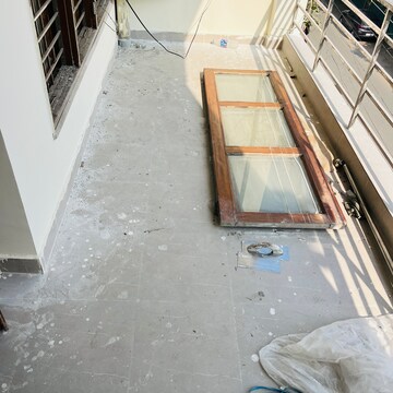 Staircase in 1 BHK Builder Floor at Palam Vihar Residents Association, Palam Vihar – for Rent