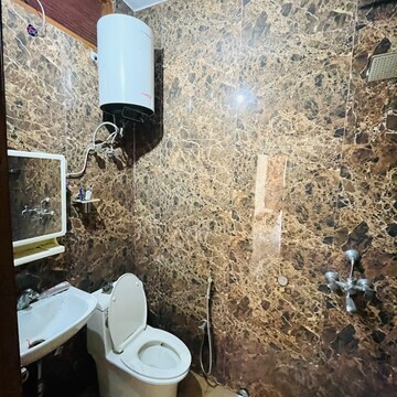 Team Area in 1 BHK Builder Floor at Palam Vihar Residents Association, Palam Vihar – for Rent