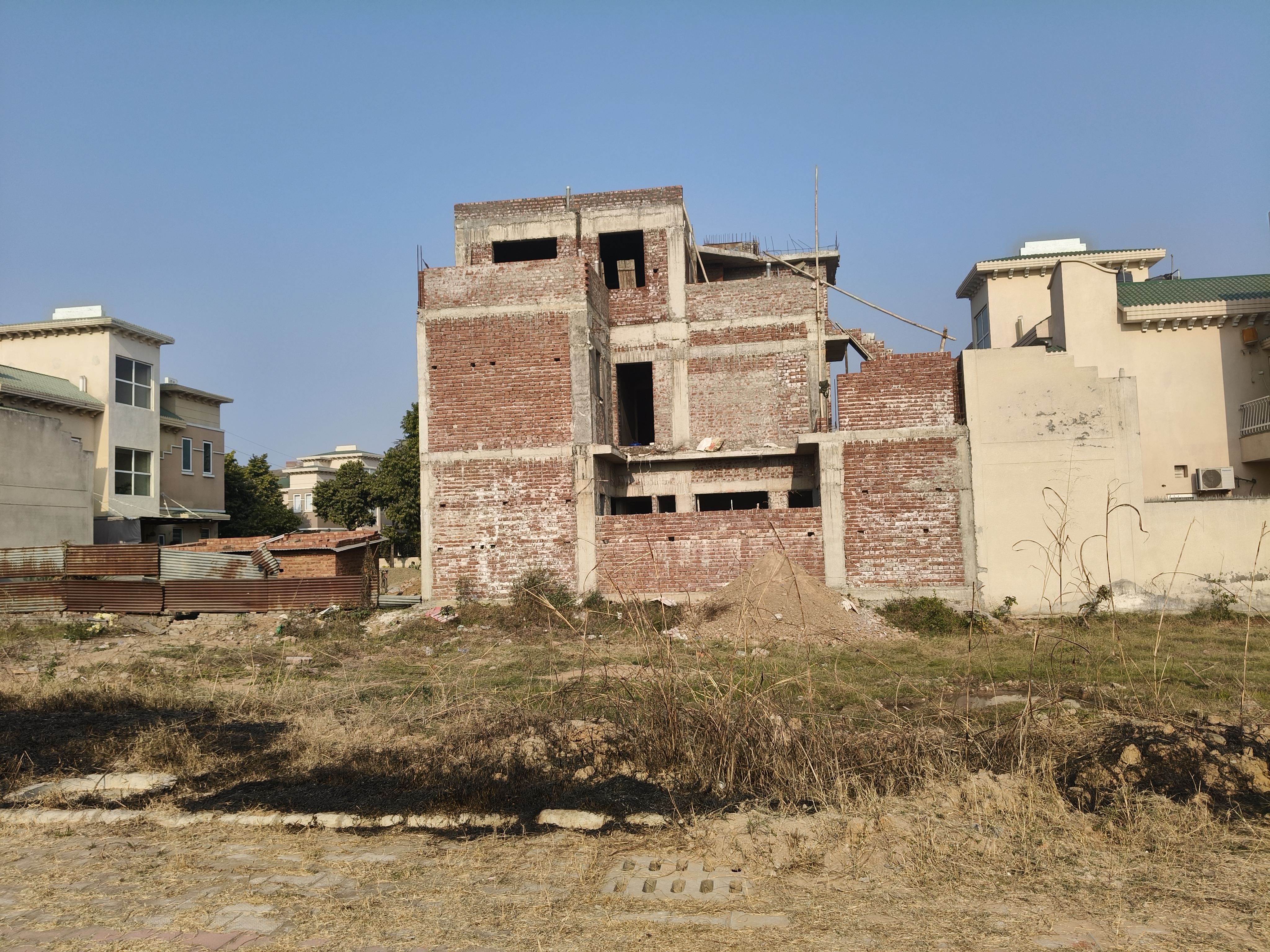 Plot For Sale in Golden Enclave 