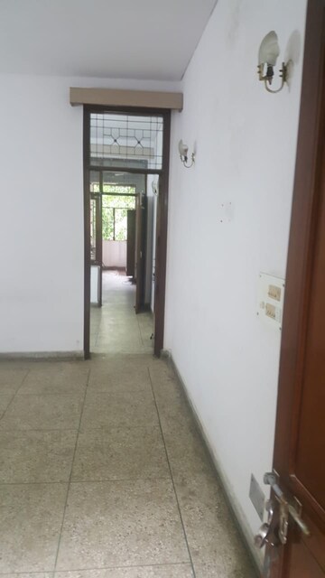 Room in 2 BHK Builder Floor at Kalkaji – for Rent