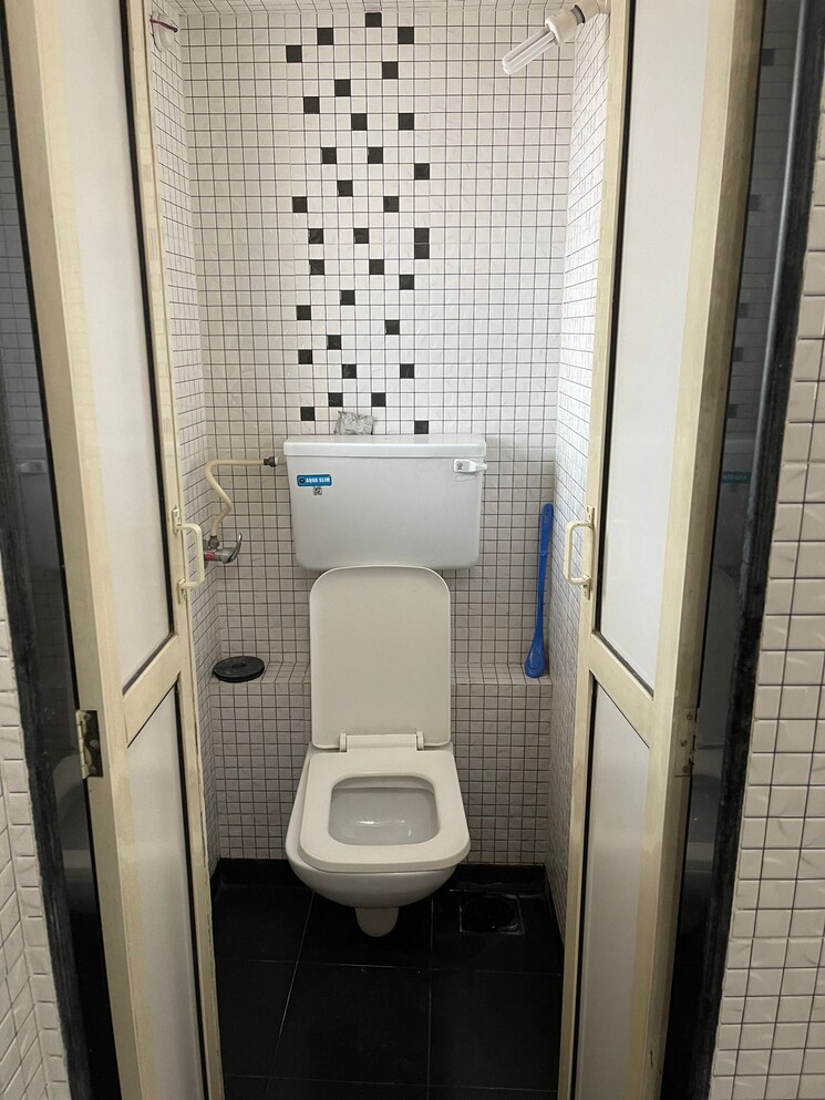 Bathroom, padmalaya-apartments-wadala 1 Bedroom 400 Sq.Ft. Apartment In Wadala West Mumbai 7977960