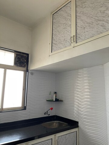 Room in 1 BHK Apartment at Padmalaya Apartments Wadala, Wadala West – for Rent