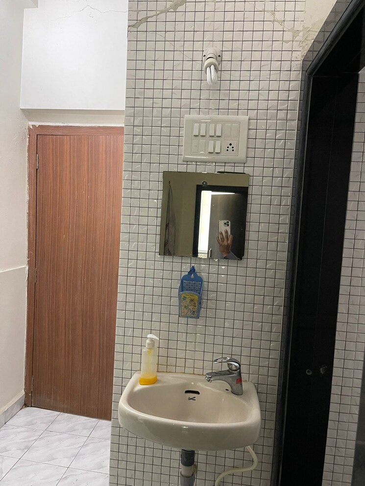 Bathroom, padmalaya-apartments-wadala 1 Bedroom 400 Sq.Ft. Apartment In Wadala West Mumbai 7977960