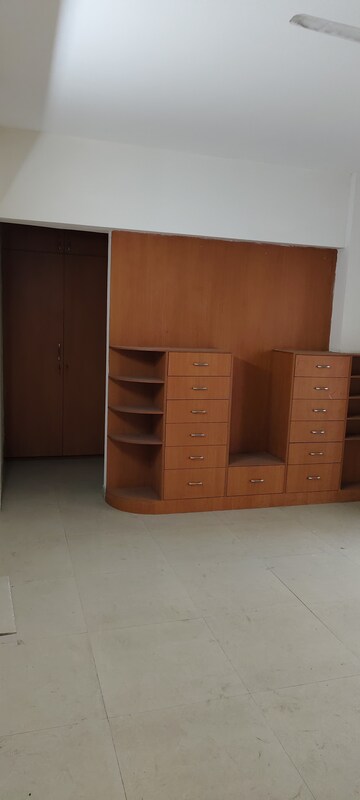 Master Bedroom in 4 BHK Apartment at Griha Pravesh, Sector 77 – for Sale