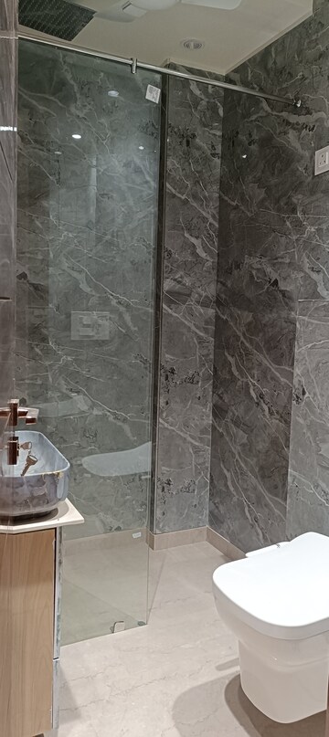 Bathroom in 3 BHK Builder Floor at Anand Vihar – for Rent