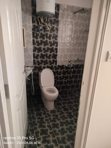 Bathroom in 1 BHK Apartment at Karan Apartments Nalasopara East, Nalasopara East – for Rent