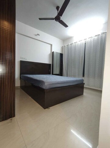 Bedroom in 2 BHK Apartment at Diamond Garden, Chembur – for Rent