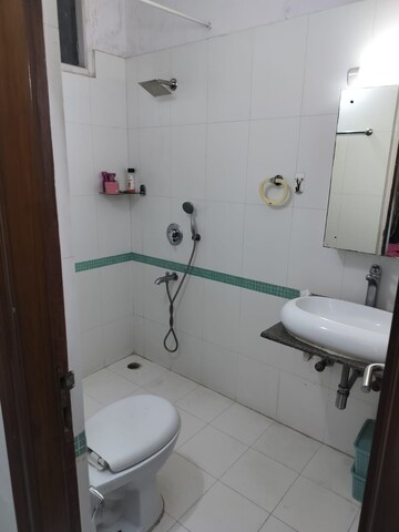 Bathroom in 2 BHK Builder Floor at Safdarjung Enclave – for Rent