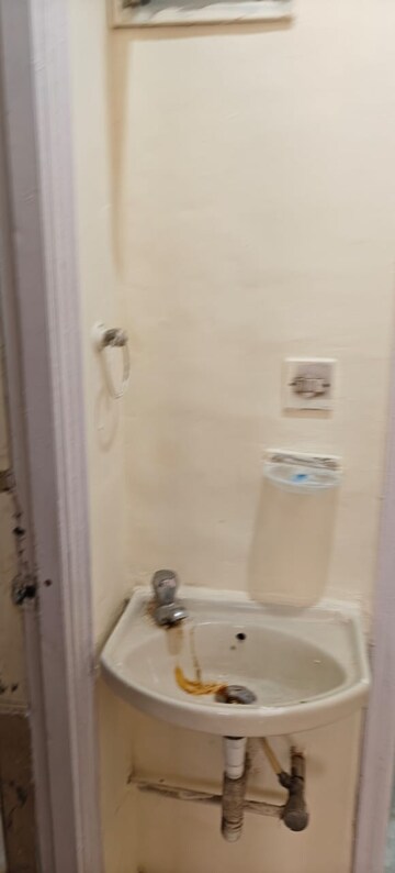 Bathroom in 1 BHK Apartment at Sindhi Society, Chembur – for Rent