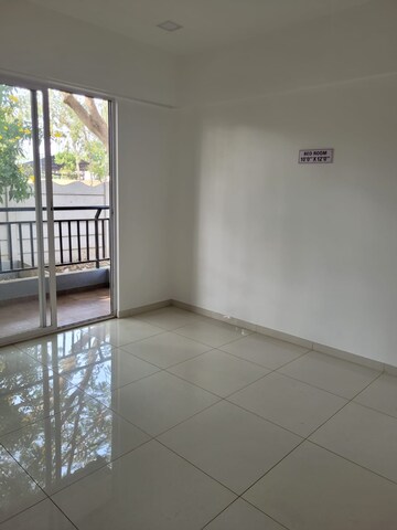 Room in 2 BHK Apartment at Samartha Platinum Towers, Manjri Budruk – for Sale