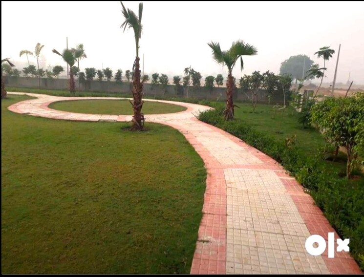 Garden, nh 19  3600 Sq.Ft. Plot In Nh 19 Vrindavan 7978611