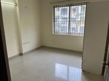 Room in 3 BHK Apartment at Prestige Notting Hill, Bannerghatta Road – for Sale