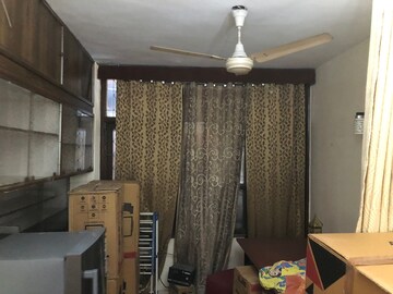 Living Room in 2 BHK Builder Floor at Kailash Colony – for Rent