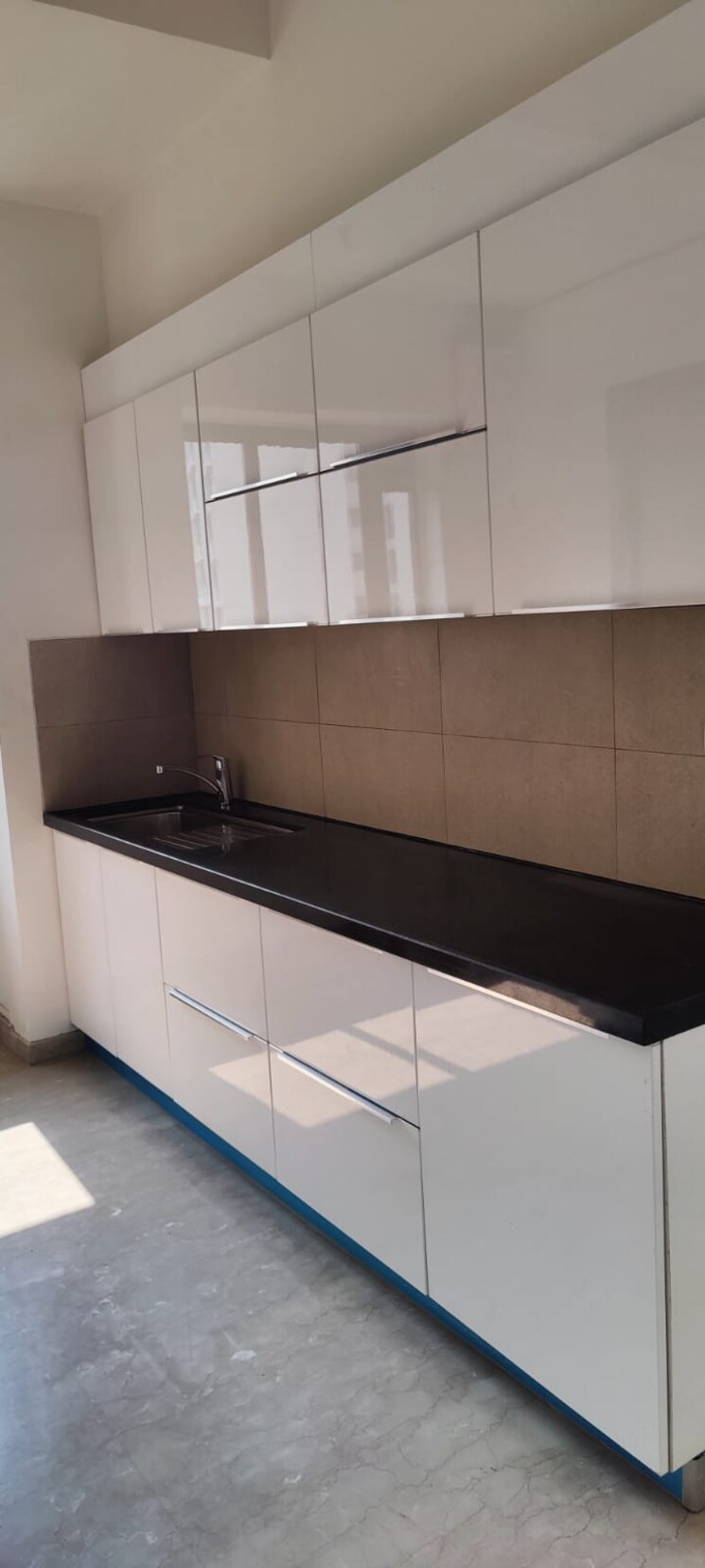 Kitchen, shapoorji-pallonji-vicinia 3 Bedroom 1016 Sq.Ft. Apartment In Powai Mumbai 7978700