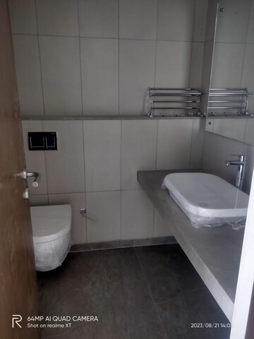 Master Bedroom in 3 BHK Apartment at Shapoorji Pallonji Vicinia, Powai – for Rent