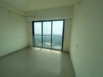 Room in 3 BHK Apartment at Peninsula Celestia Spaces, Sewri – for Sale