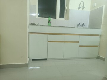Bathroom in 2 BHK Apartment at Pyramid Elite, Sector 86 – for Rent