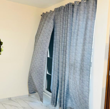 Room in 3 BHK Apartment at Vip Road – for Rent