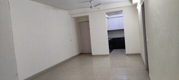Room in 3 BHK Apartment at Jaypee Greens Kosmos, Sector 134 – for Rent