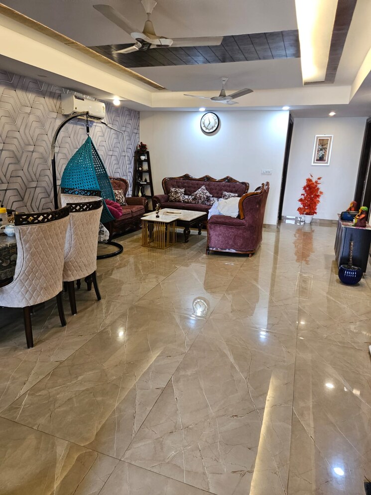 Master Bedroom, srs-residency 3 Bedroom 907 Sq.Ft. Apartment In Sector 88 Faridabad 7978798