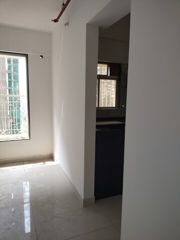 Room in 2 BHK Apartment at Ghatkopar East – for Rent