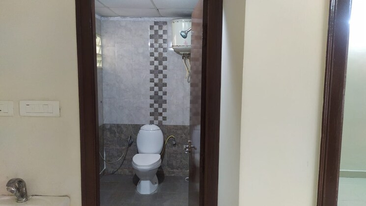 Bathroom, kadugodi 3 Bedroom 1650 Sq.Ft. Apartment In Kadugodi Bangalore 7978862