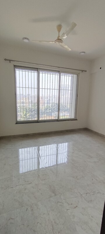 Room in 2 BHK Apartment at Pharande Celestial City, Ravet – for Rent