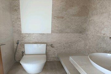 Bathroom in 3 BHK Apartment at Indiabulls Blu, Worli – for Sale