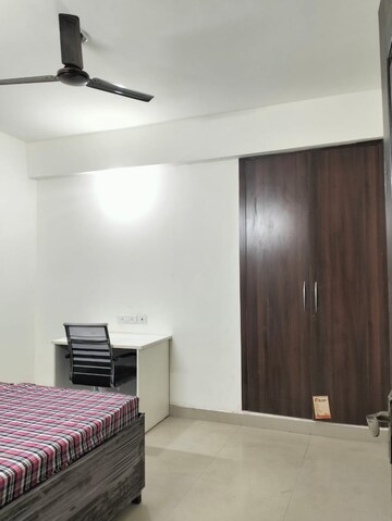 Master Bedroom in 3 BHK Apartment at Amrapali Silicon City, Sector 76 – for Rent