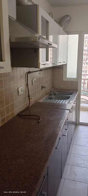 3 BHK Apartment For Rent in Amrapali Silicon City, Sector 76