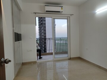 Room in 3 BHK Apartment at ATS Homekraft Pious Hideaways, Sector 150 – for Rent