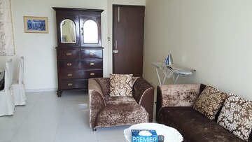 Living Room in 2 BHK Apartment at Sheth Vasant Lawns, Laxmi Nagar – for Sale