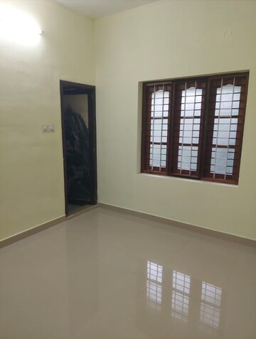 Bedroom in 2.5 BHK Independent House at Paruthippara – for Rent