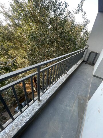 Balcony in 1 BHK Builder Floor at Sector 56 – for Rent