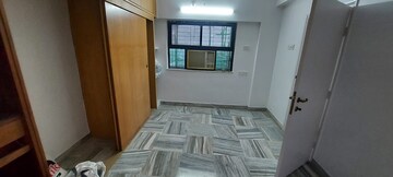 Bedroom in 2 BHK Apartment at Retreat Apartment, Santacruz West – for Rent